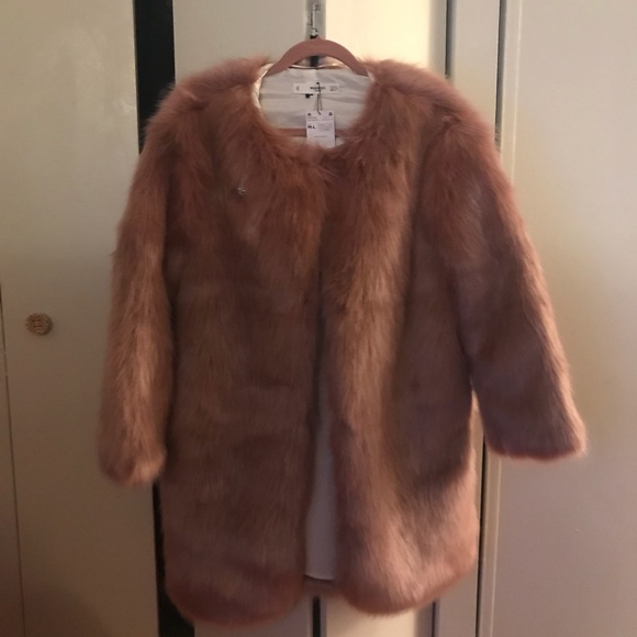 NWT | Mango faux fur coat - Picture 7 of 7